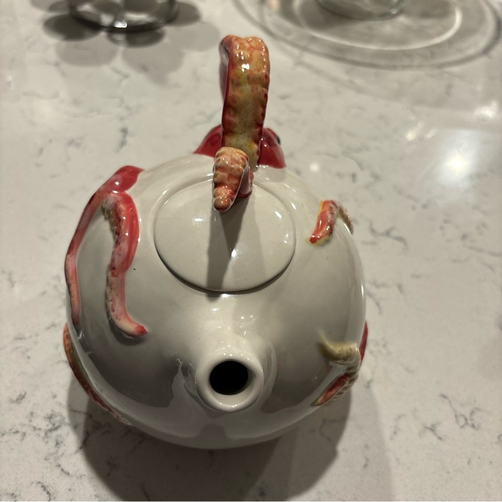 Octopus tea pot EUC by blue sky Perfect if you love octopus 🐙 - Picture 9 of 11